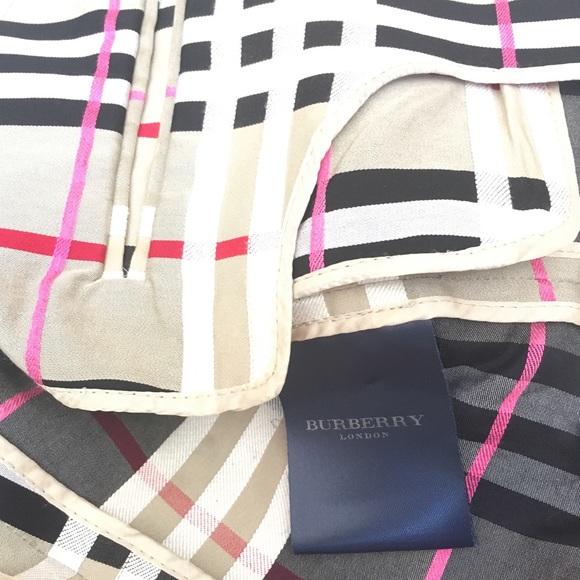 Burberry Beige Plaid Blazer - Picture 3 of 8